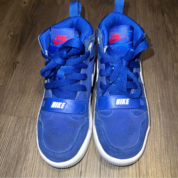 Nike Air Jordan Legacy 312 Pistons 2018 Youth 12C